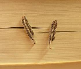 Mini Leaf Shaped Stud Earrings