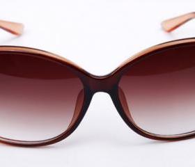 Fashion designer eyewear sunglasses for women 